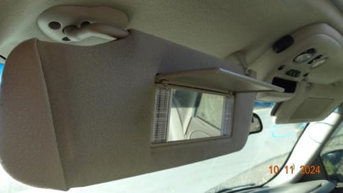 2005 GMC Aval15