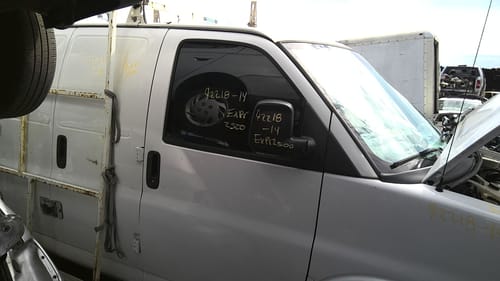 2014 GMC Expr25
