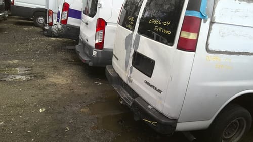 2004 GMC Expr25