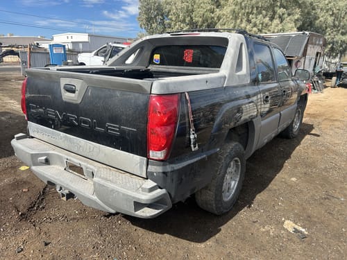 2002 GMC Aval15