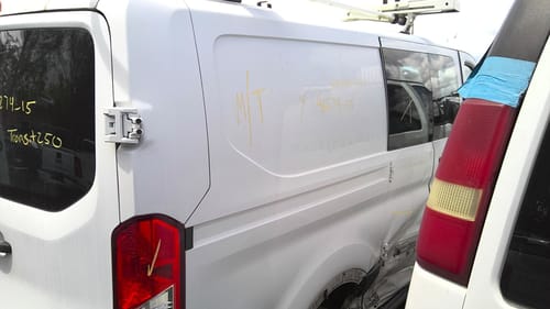 2015 Ford Tra250
