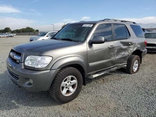 2005 Toyota Sequoia