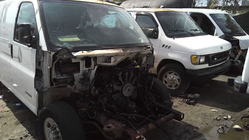 2005 GMC Expr25