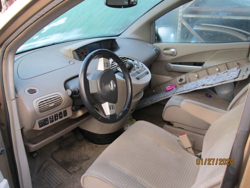 2004 Nissan Quest