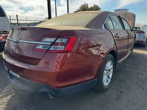 2014 Ford Taurus