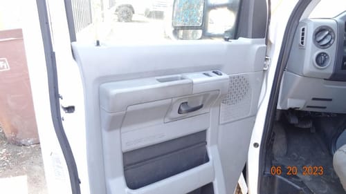 2010 Ford E-150