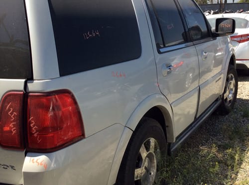 2006 Lincoln Navigator