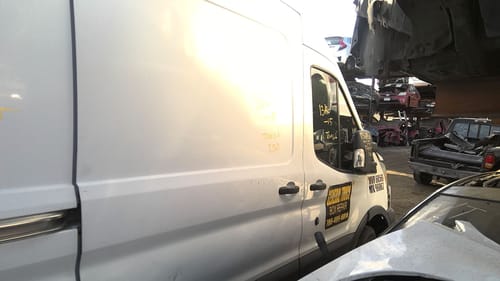 2015 Ford Tra250