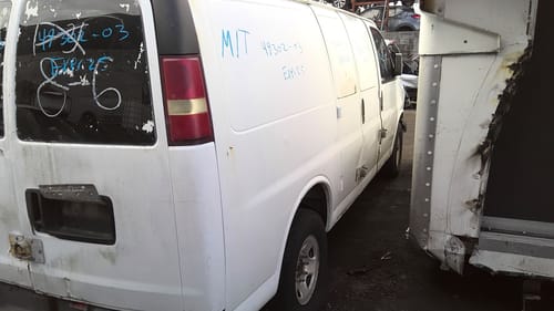 2003 GMC Expr25