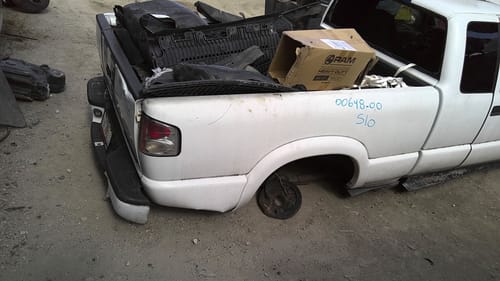 2000 GMC S10s15