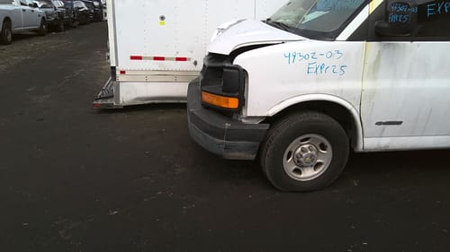 2003 GMC Expr25