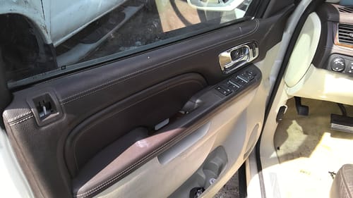 2010 Cadillac Escesv
