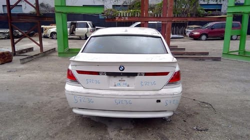 2005 BMW 745i