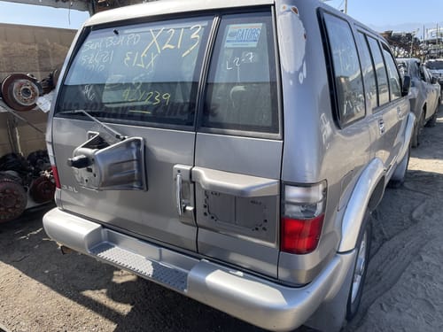 2000 Isuzu Trooper