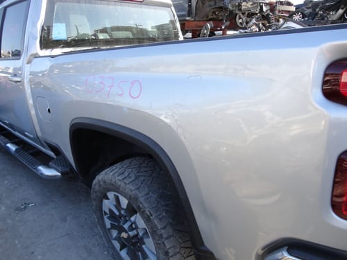 2022 GMC Silv25