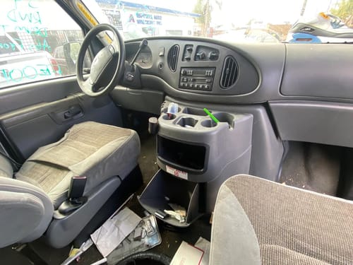 2003 Ford E-350