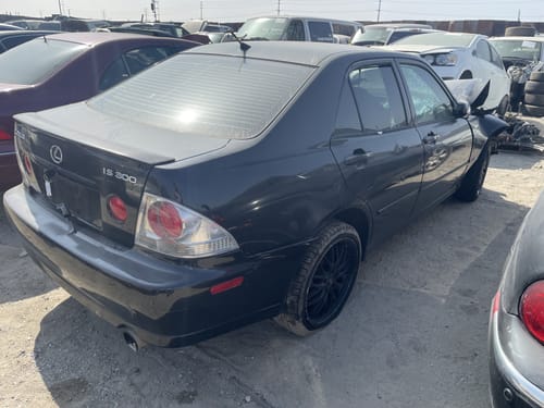 2003 Lexus Is300