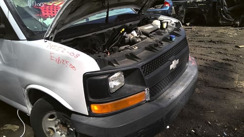 2008 GMC Expr25
