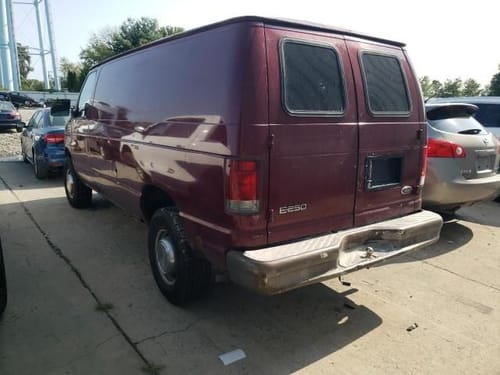 2004 Ford E-250