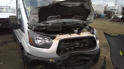 2019 Ford Tra250