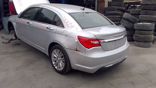 2011 Chrysler 200