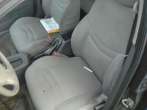 2003 Saturn Ion