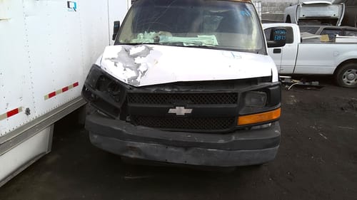 2003 GMC Expr25