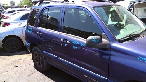 2001 Chevrolet Tracker