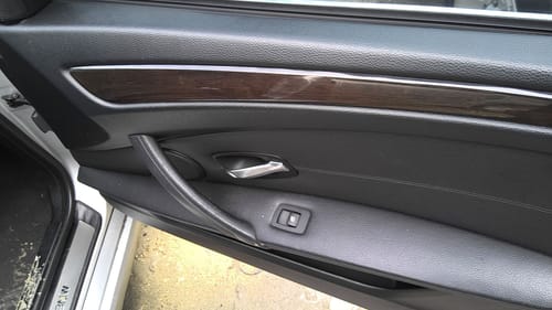 2010 BMW B528i
