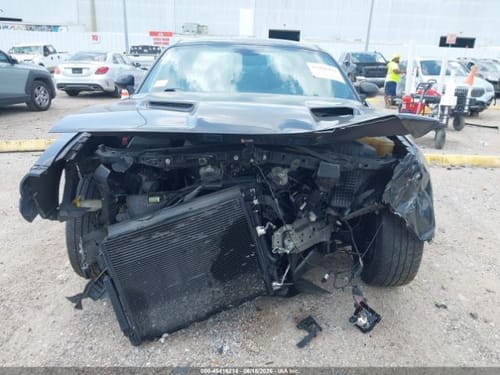 2016 Chrysler Challenger