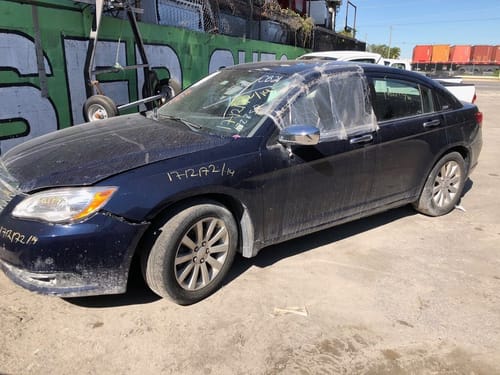 2014 Chrysler 200
