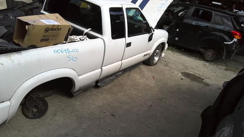 2000 GMC S10s15