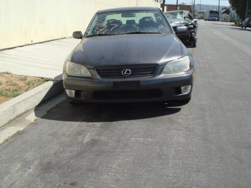 2001 Lexus Is300