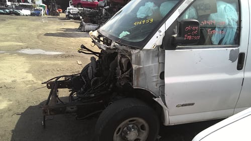 2005 GMC Expr25