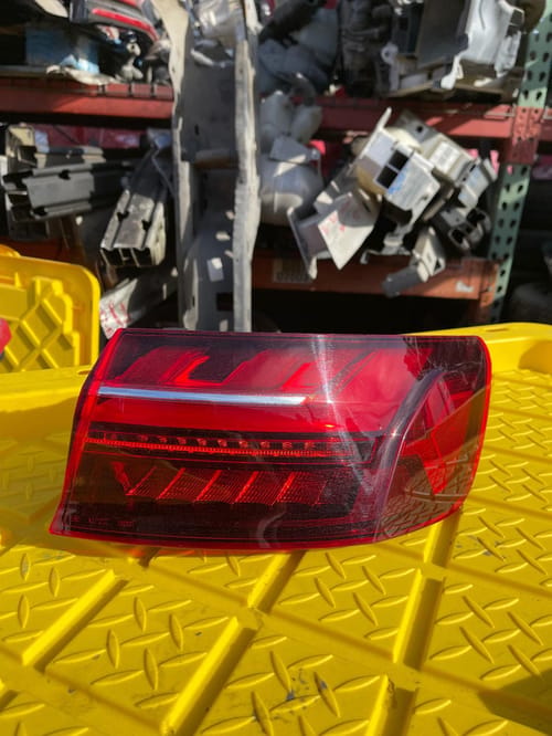 2023 Audi Aus4
