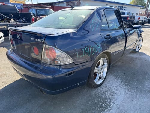 2004 Lexus Is300