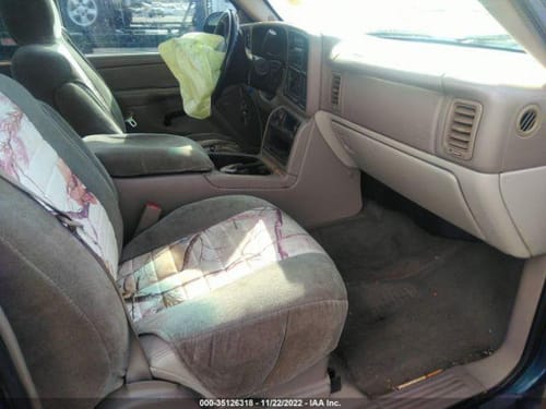 2005 GMC Aval15