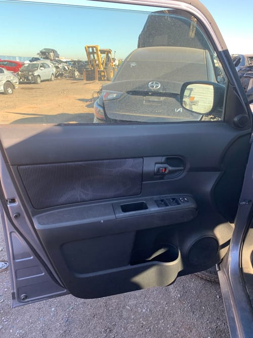 2011 Scion Xb