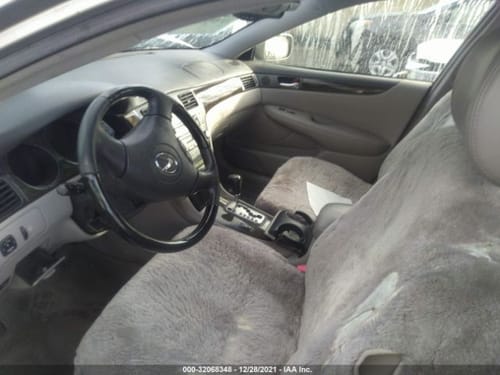 2004 Lexus Es330