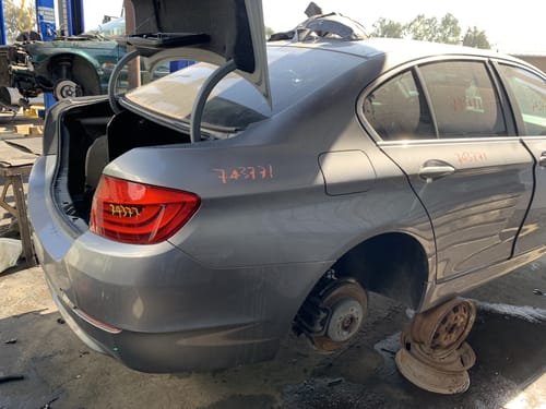 2011 BMW B528i