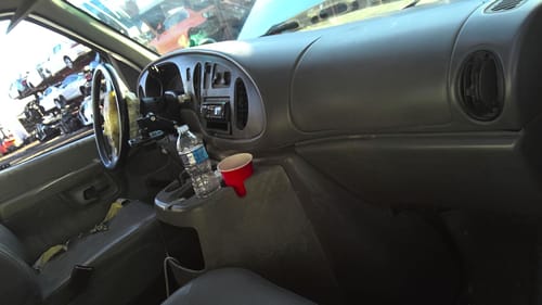 2000 Ford E-250