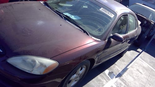 2001 Ford Taurus