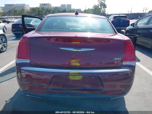 2019 Chrysler 300