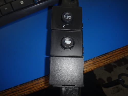 2005 AM General H2