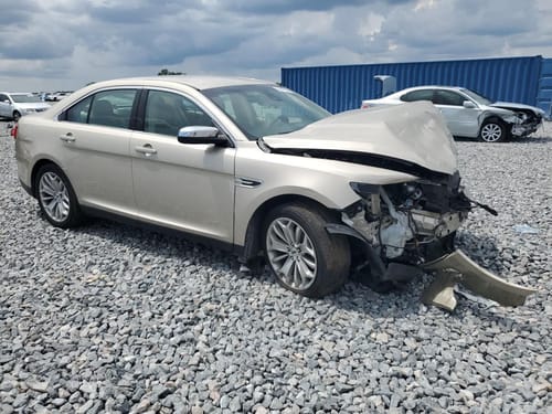 2016 Ford Taurus