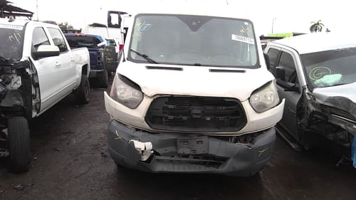 2017 Ford Tra250