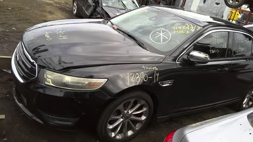 2014 Ford Taurus