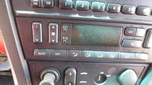 2002 Ford Thunderbird