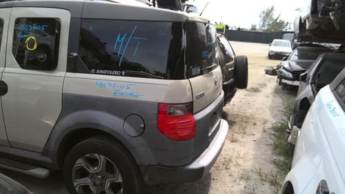2005 Honda Element