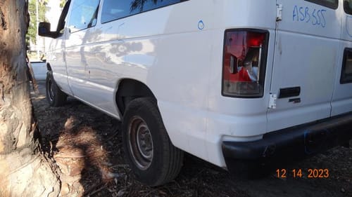 2011 Ford E-150